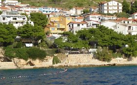 AGA beach suites